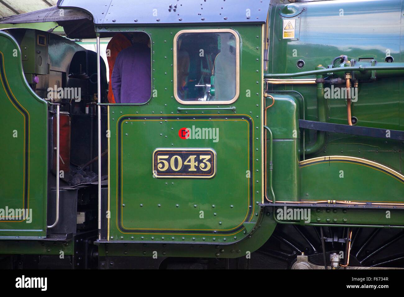 Kennzeichen Sie 5043 auf Fahrerhaus von Dampfzug GWR Castle Klasse 4-6-0 Earl von Mount Edgcumbe. Carlisle Railway Station, Cumbria, UK. Stockfoto