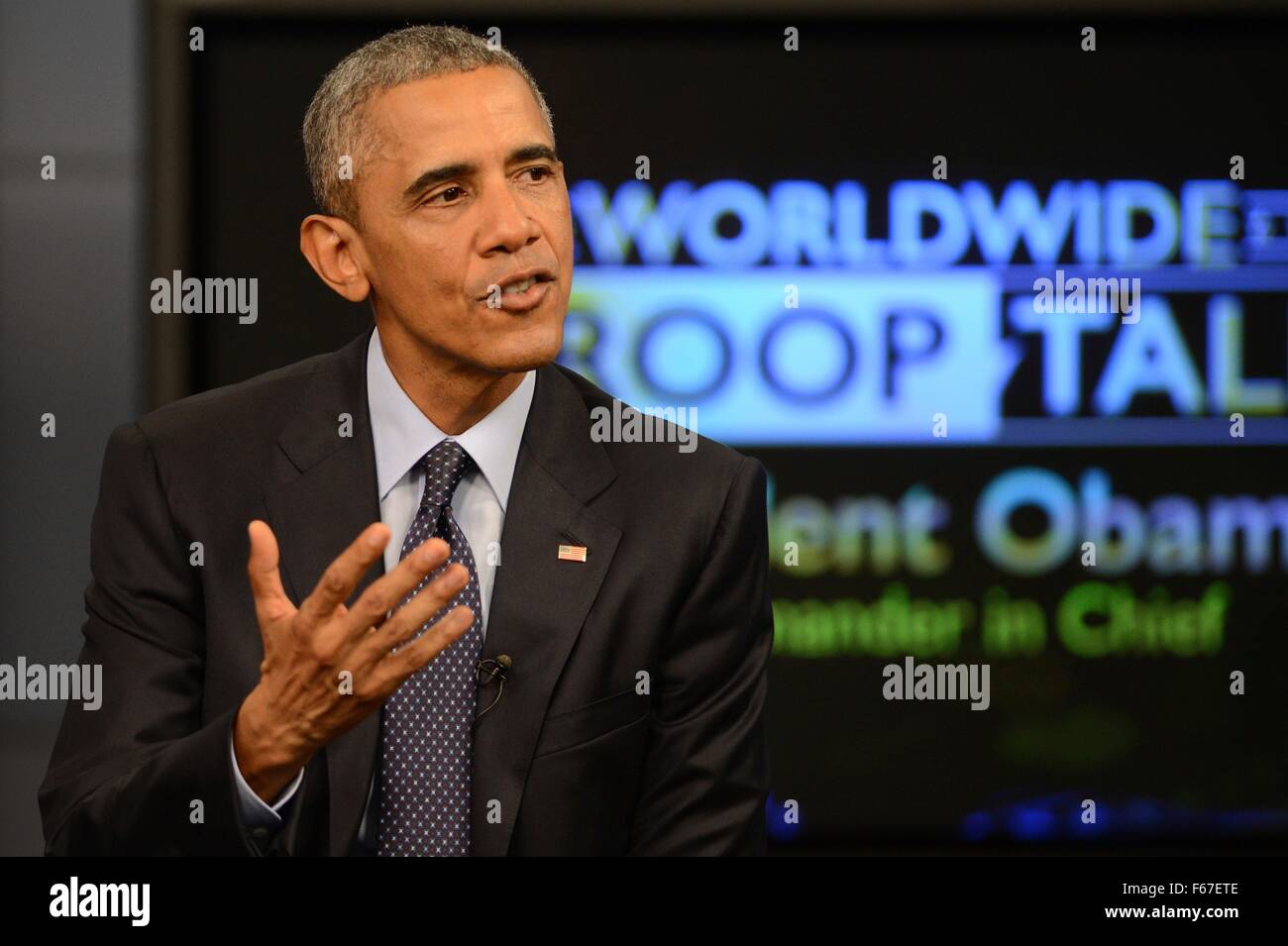 US-Präsident Barack Obama beantwortet eine Frage während einer weltweiten Truppe sprechen ausgestrahlt am Jahrestag der Terroranschläge von 9/11 11. September 2015 in Fort Meade, Maryland. Stockfoto