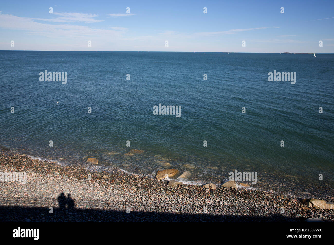Der Blick auf Cape Cod Bay und den Eingang zum Hafen von Boston aus Deer Island, Winthrop, Massachusetts, USA Stockfoto