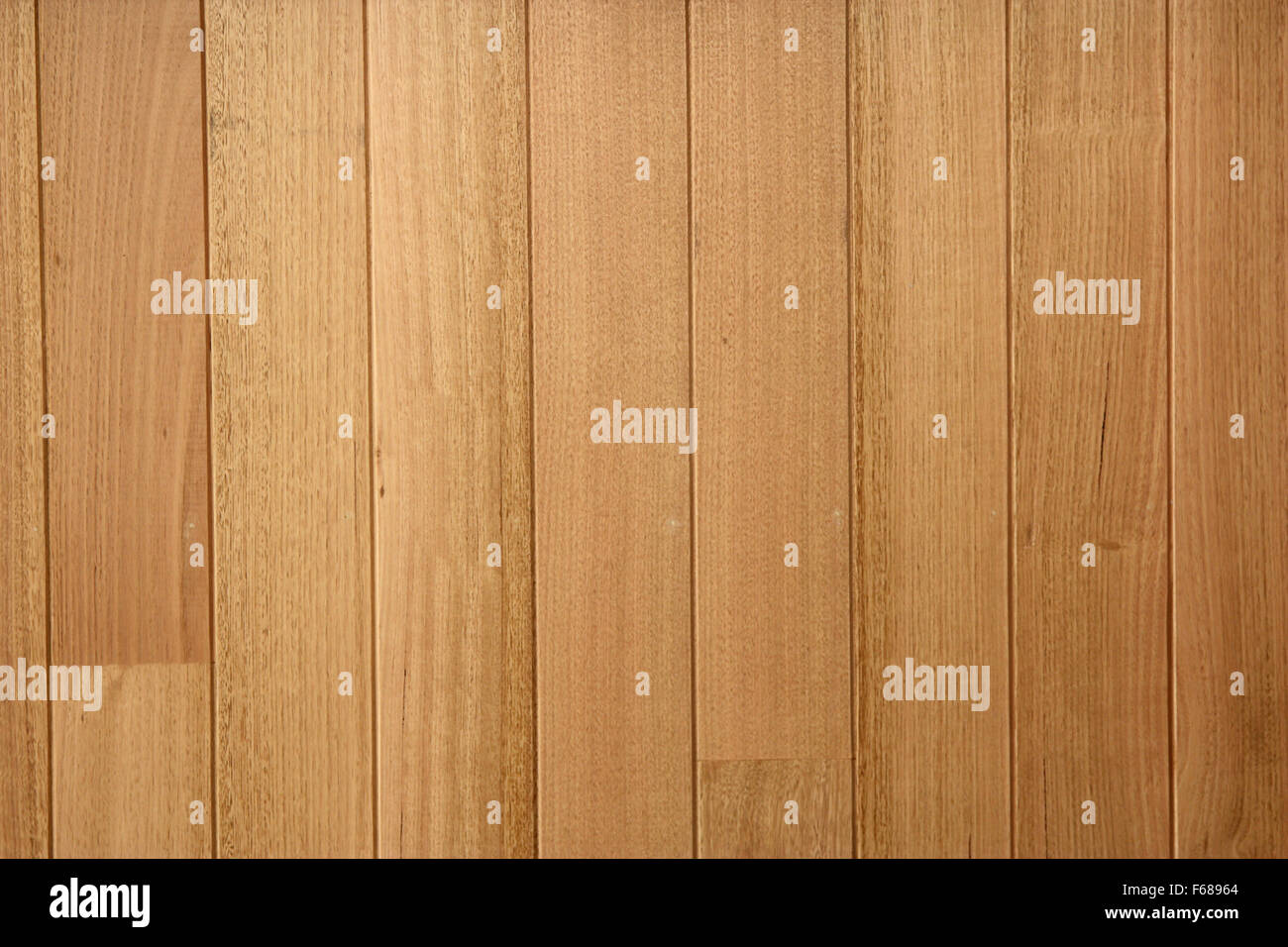 schöne gebeiztem Holz Deckenplatten Stockfoto, Bild: 89922620 - Alamy