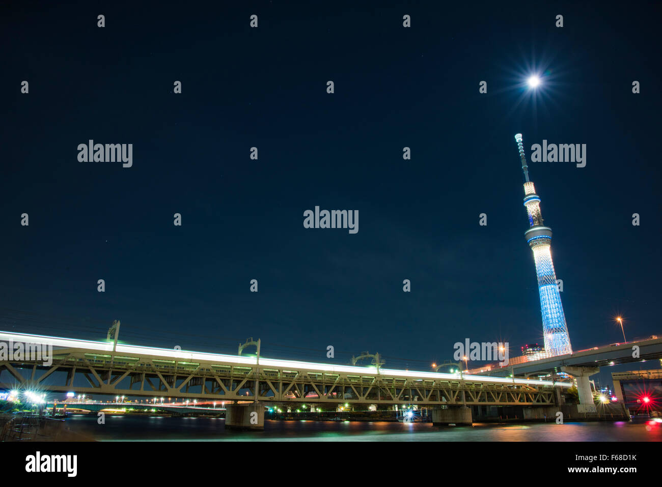 Tobu Linie Sumida River Bridge, Sumida-Fluss, Tokyo, Japan Stockfoto