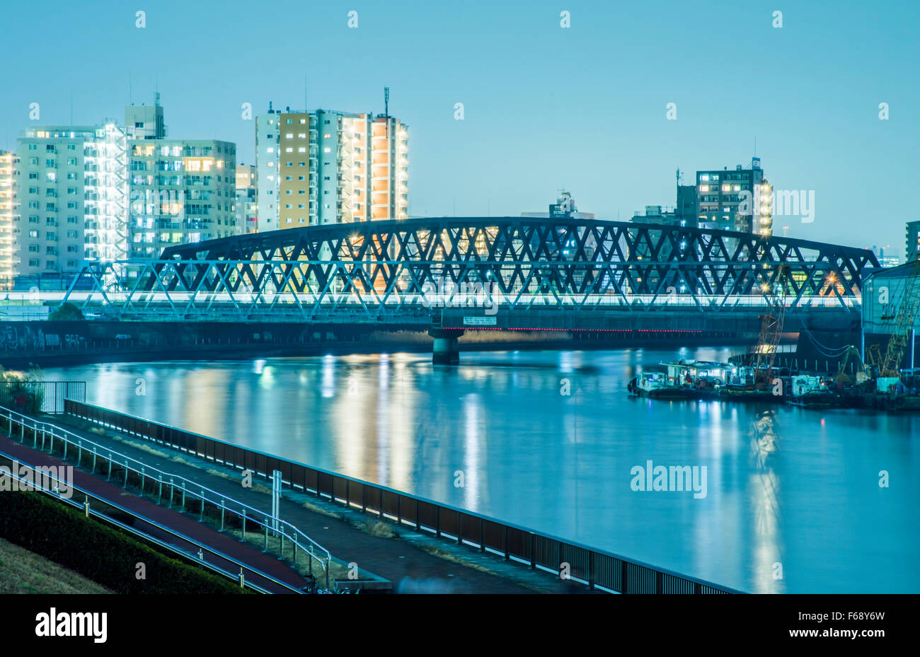 Hibiya-Linie Sumida River Bridge, Sumida-Fluss, Tokyo, Japan Stockfoto