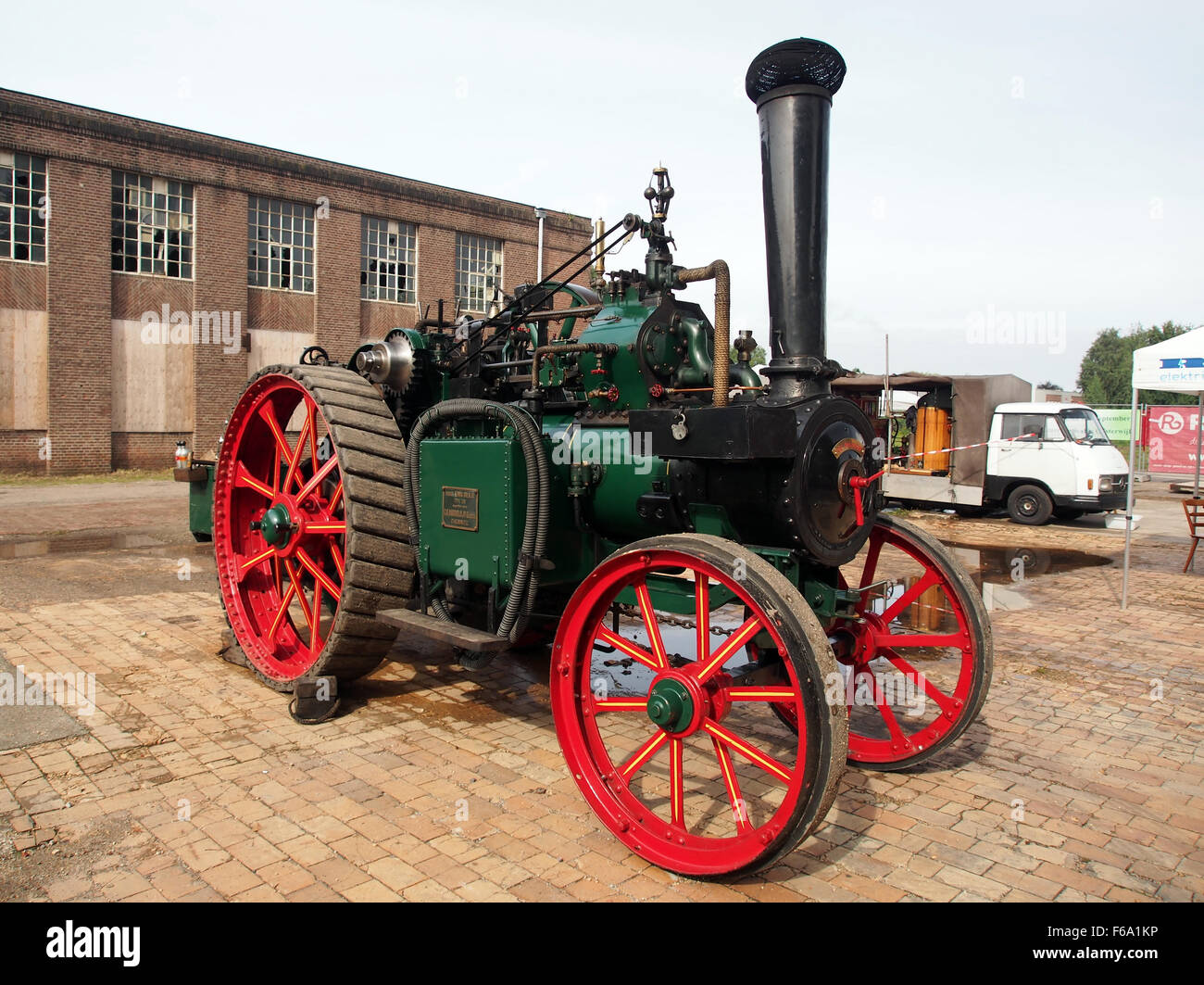 De Majoor, eine dampfbetriebene Maschine der C.G. Haubold Jr GmbH, ausgestellt auf der Oisterwijkse Stoomdagen 2015 Stockfoto