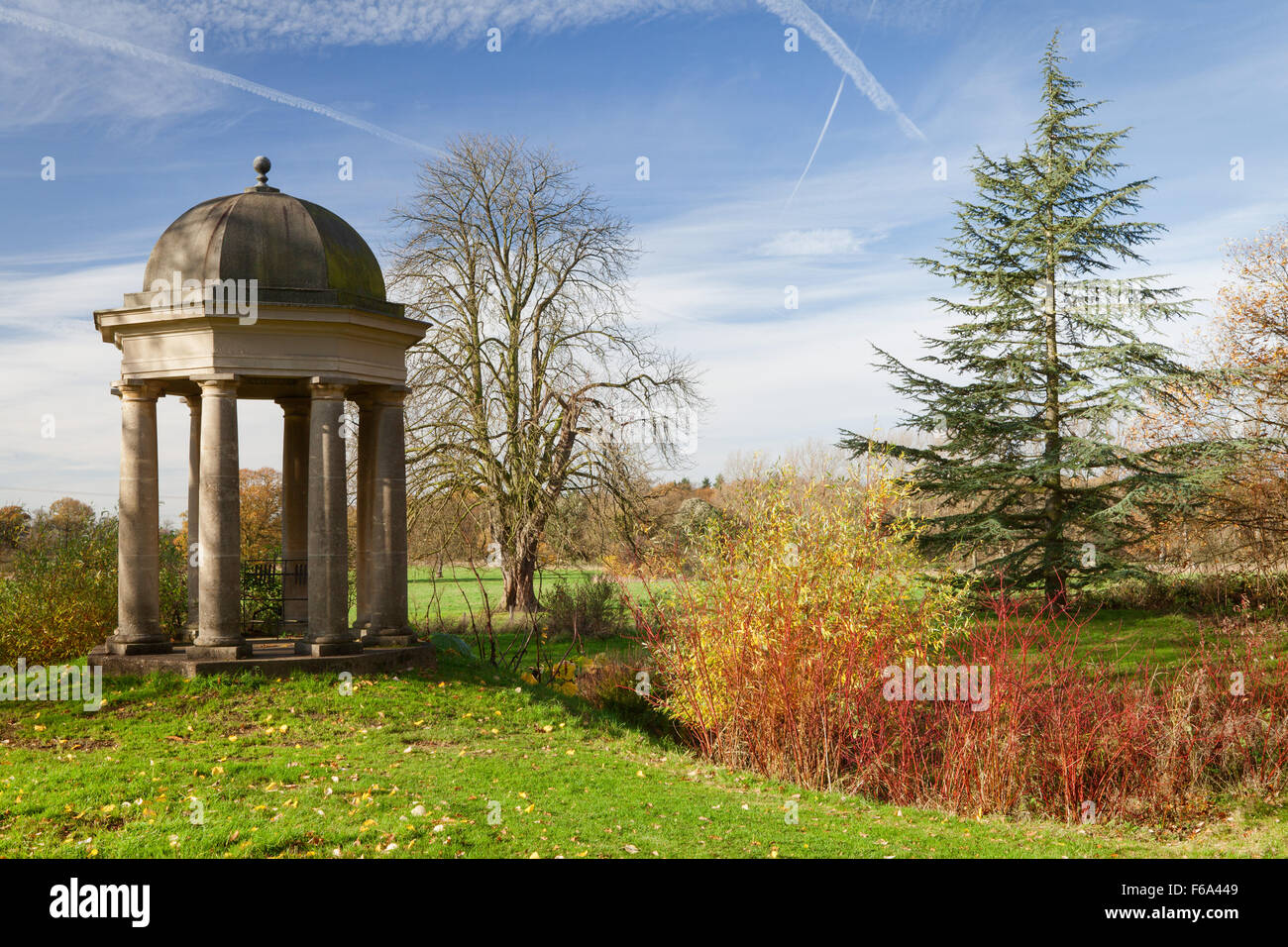 Der Tempel der Winde Doddington Hall and Gardens, Lincolnshire, UK. Herbst, November 2015. Stockfoto