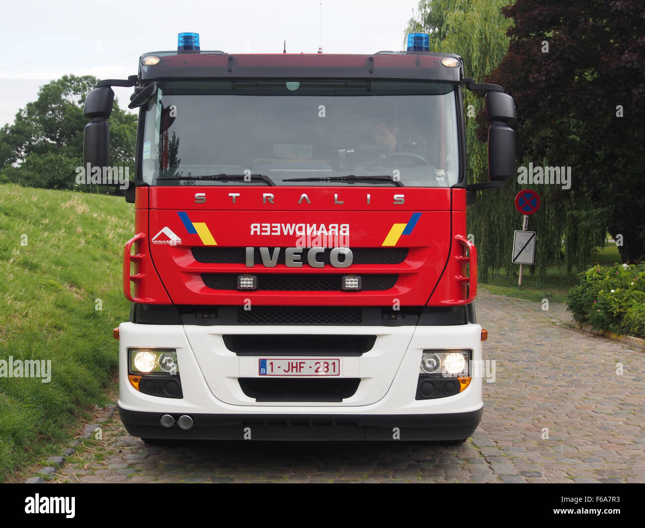 Iveco 4450e5, Stralis, Firetruck Antwerpen, Einheit A60 bei Lillo pic1 Stockfoto