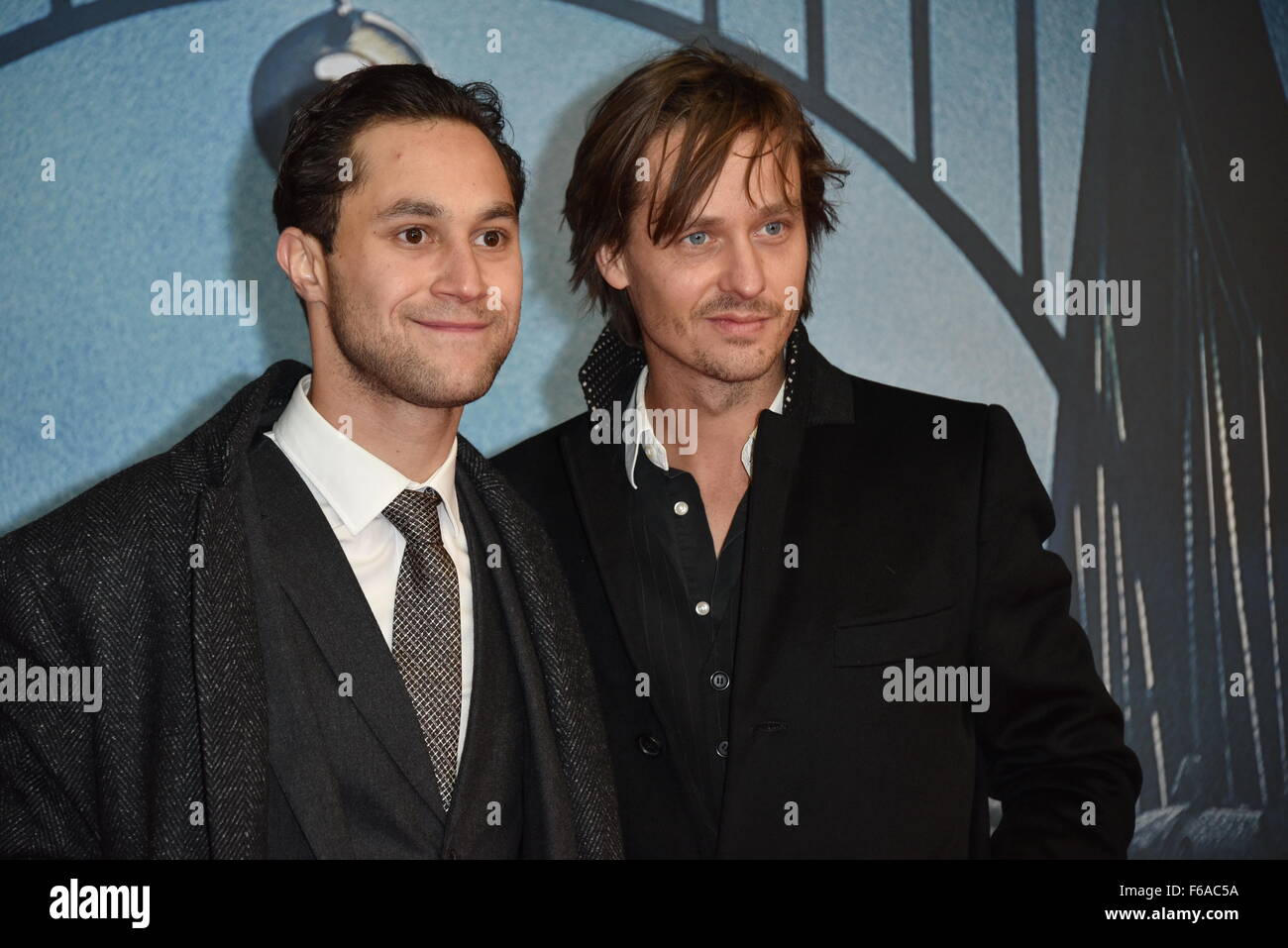 Ludwig Trepte + Tom Schilling besucht am World Premiere der Agentenbrücke - Der Unterhaendler "13.11.2015 in Berlin, Deutschland Stockfoto