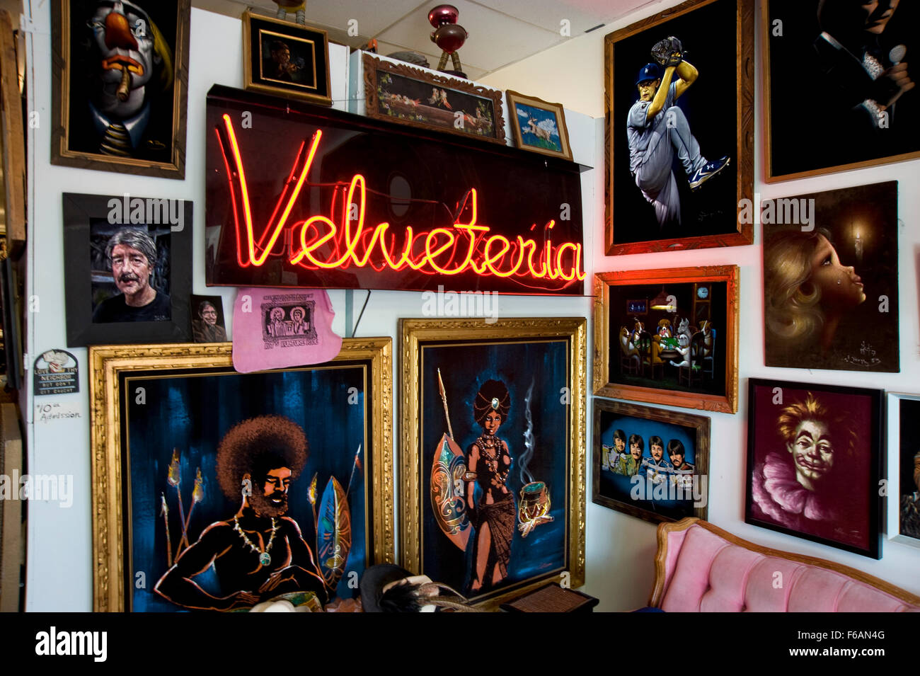 Velveteria Museum samt Bildern in Los Angeles Chinatown Bezirk Stockfoto