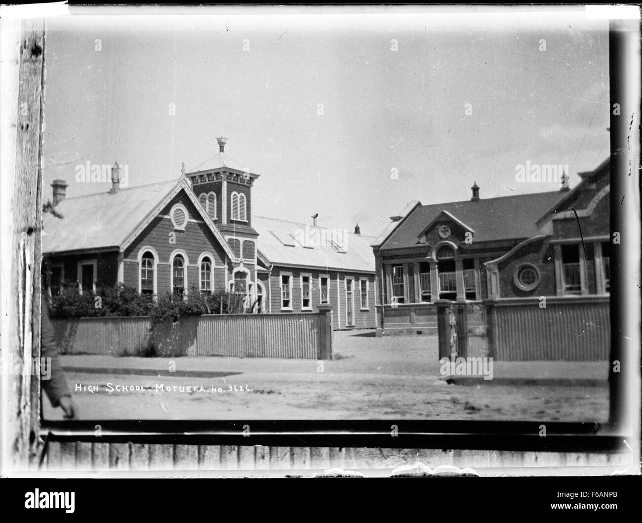 Die Motueka District High School in Neuseeland ist eine bedeutende Bildungseinrichtung, die eine Reihe von akademischen und außerschulischen Möglichkeiten für Studenten in der Region bietet. Stockfoto