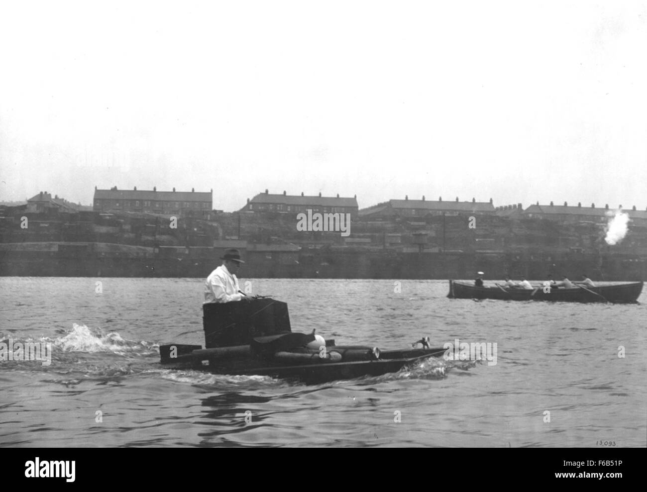 Amphibische Panzer auf den Fluss Tyne Stockfoto