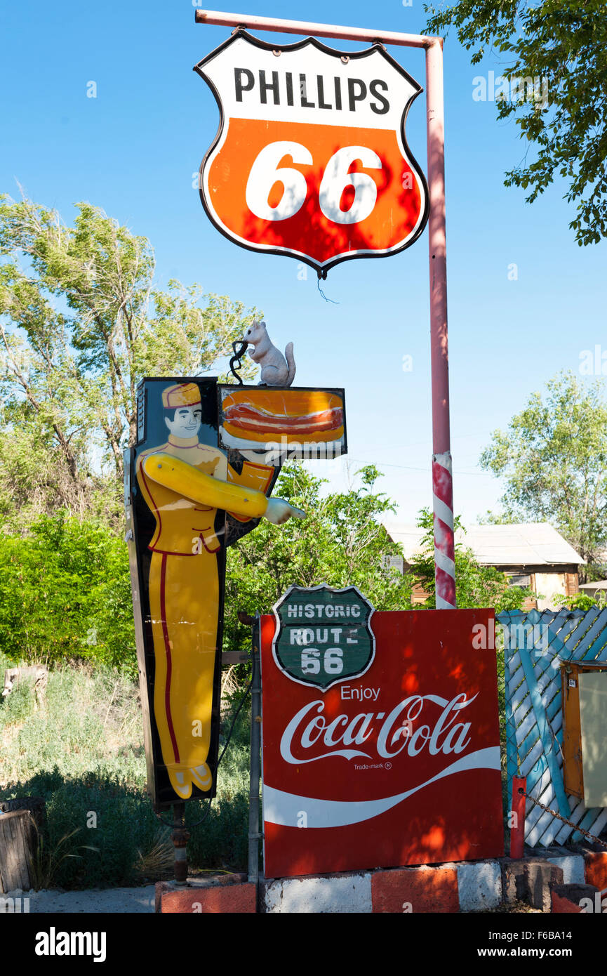 Beschilderung in Seligman Arizona, Route 66 Stockfoto