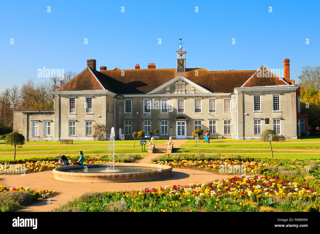 Reigate Priory und versunkenen Gärten, Priory Park, Reigate, Surrey, UK Stockfoto