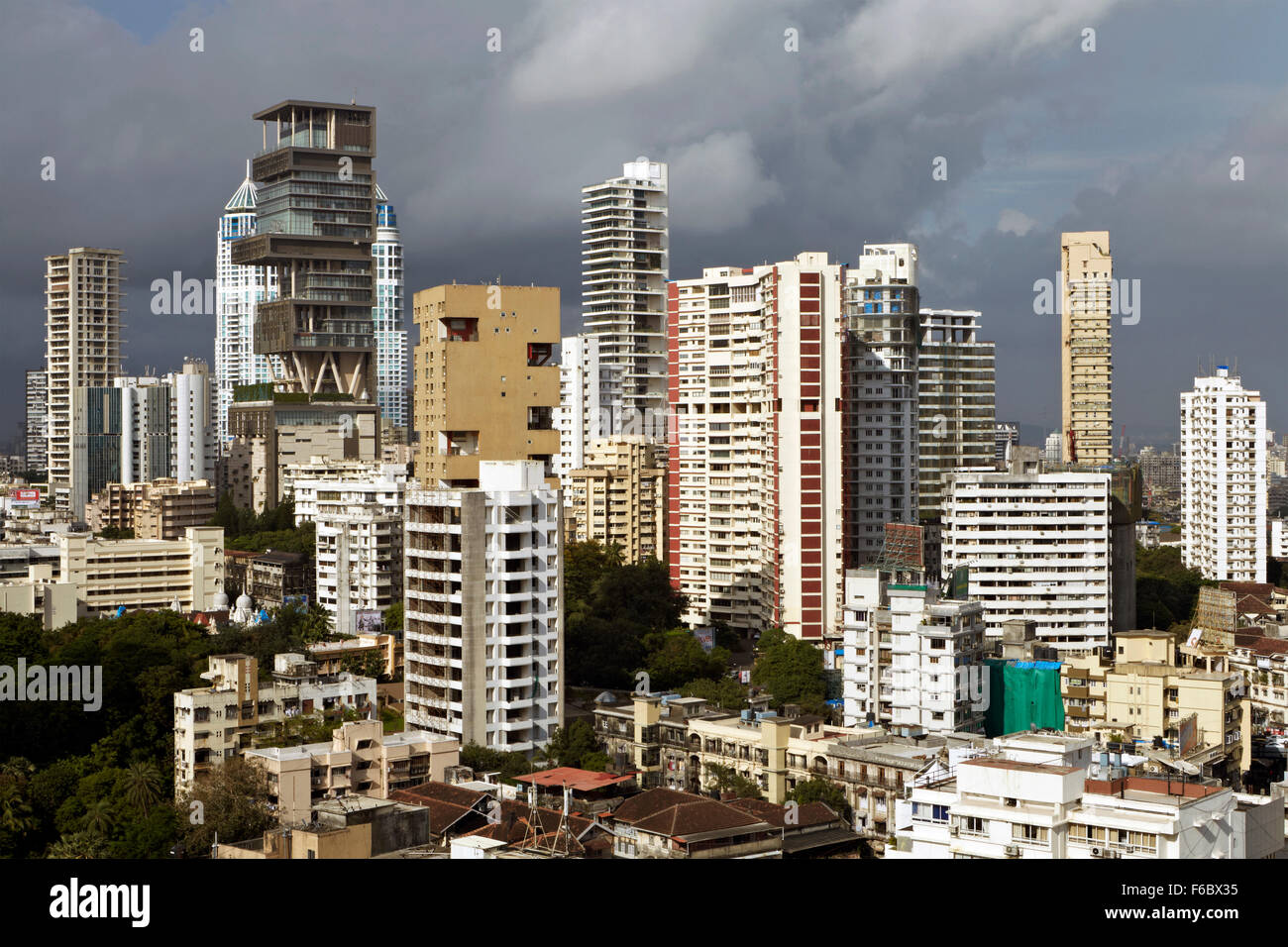 Antilia-Gebäude, private Residenz, indischer Milliardär, Mukesh Ambani, Bombay, Mumbai, Maharashtra, Indien, Asien Stockfoto