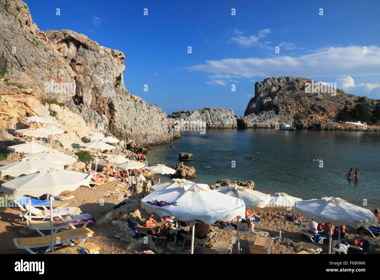 St Pauls Bay, Lindos, Rhodos. Stockfoto