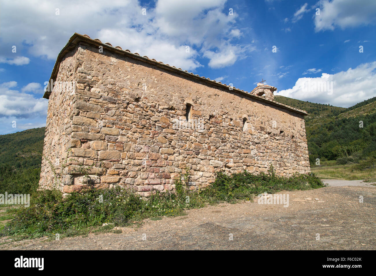 Kirche Sant Salvador in Irgo, Pont de Suert, Lleida, Katalonien. Stockfoto