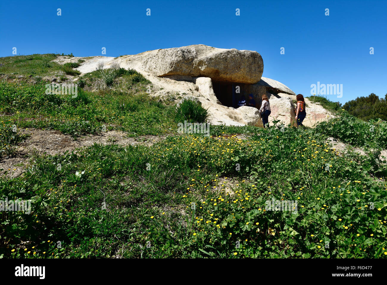 Der Dolmen Menga. Antequera. Malaga. Spanien Stockfotografie Alamy
