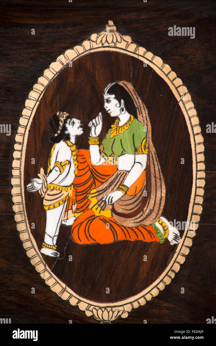 Bild des Kindes Krishna mit Yashoda, Surajkund Mela, Faridabad, Haryana, Indien, Asien Stockfoto