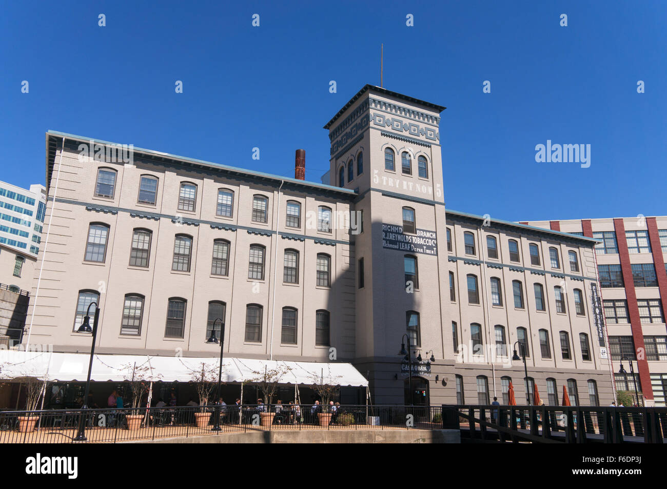 Das Casa del Barco mexikanische Restaurant im Altbau Reynolds Tobacco, Richmond, Virginia, Vereinigte Staaten Stockfoto
