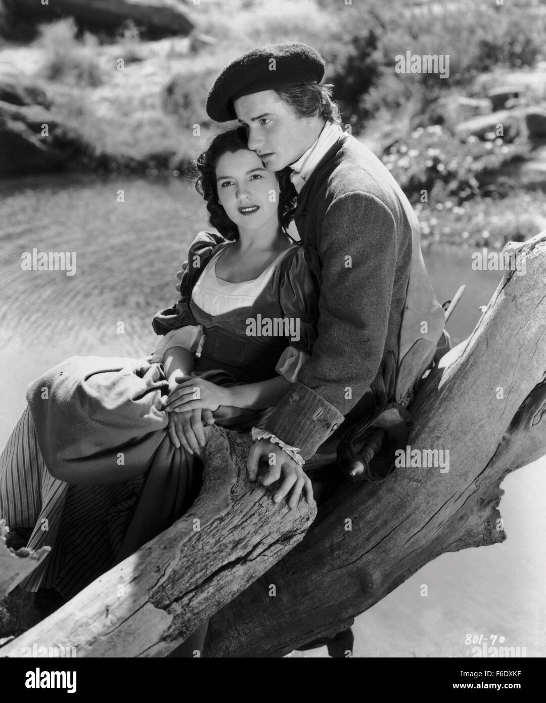 Erscheinungsdatum: 28. November 1948. FILMTITEL: entführt. STUDIO: Lindsley Parsons Bild. PLOT:. Im Bild: SUE ENGLAND als Aileen Fairlie und RODDY MCDOWALL als David Balfour. Stockfoto