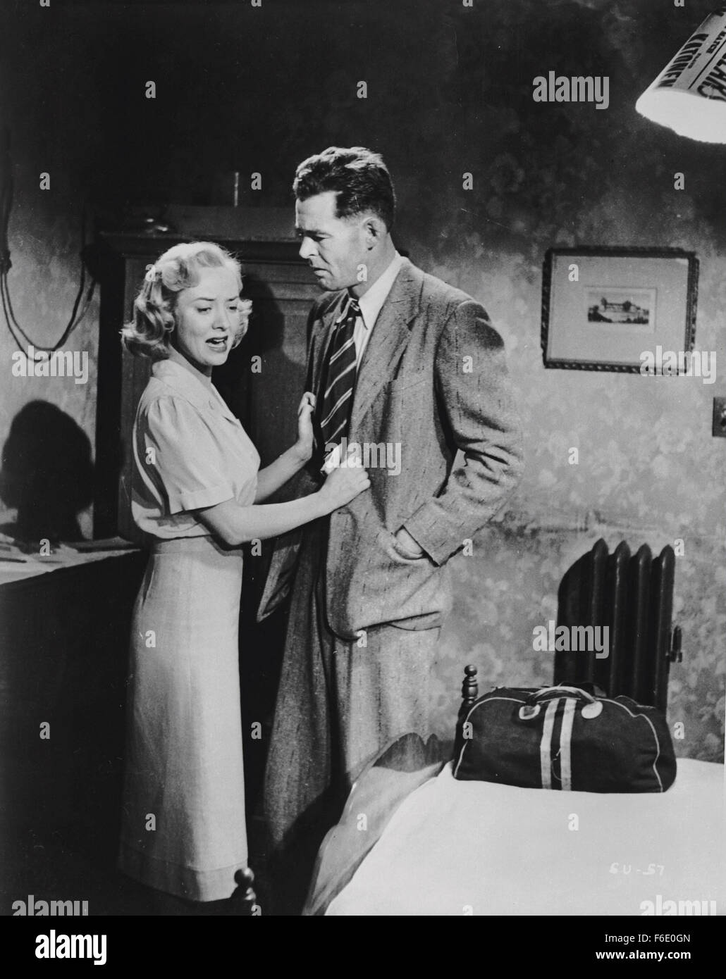 VERÖFFENTLICHT: 3. März 1949 - Film Film Titel: die Set-up-Bild: AUDREY TOTTER und ROBERT RYAN. Stockfoto