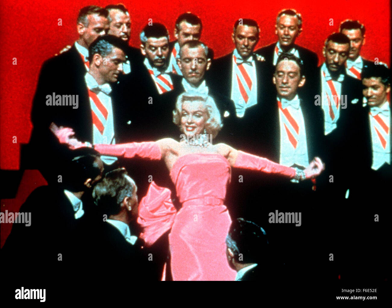 15. Juli 1953; Los Angeles, Kalifornien, USA; MARILYN MONROE stars wie Lorelei Lee in der Romanitc Musical-Komödie 'Gentlemen Prefer Blondes' Diretced von Howard Hawks. Stockfoto