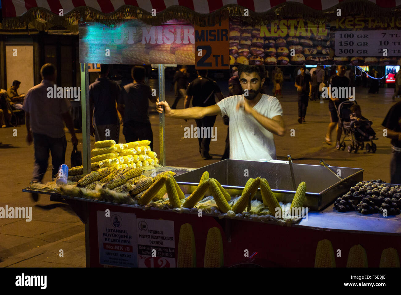 Istanbul-Straße Lebensmittel Anbieter Stockfoto