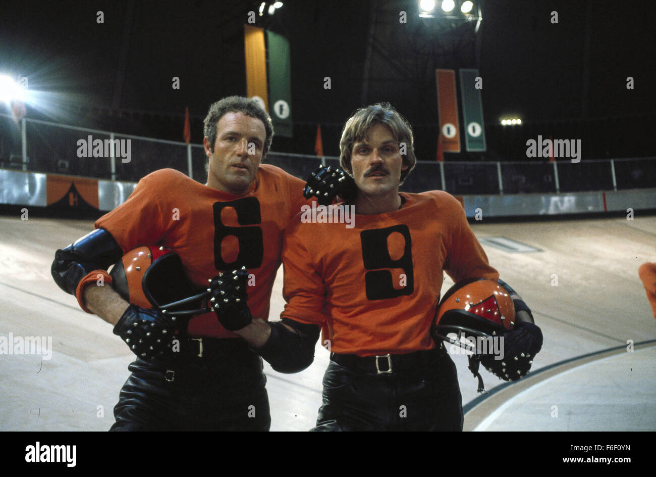 5. Mai 1975; Hollywood, Kalifornien, USA; Bild von Direktor Norman Jewison Sci-Fi Action "Rollerball" Darsteller JAMES CAAN als Jonathan E. Stockfoto