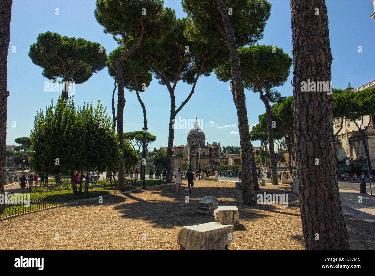 In der Nähe von Forum und neben der Via dei Fori Imperiali und der Piazza Foro Traiano. Stockfoto
