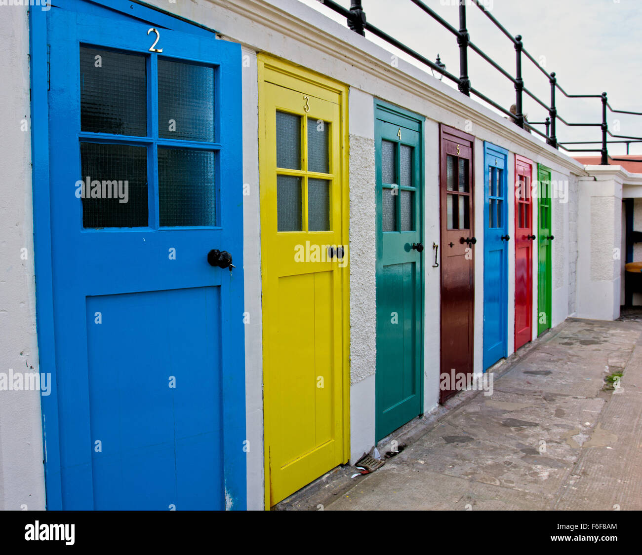 North Berwick Multi farbige Türen Stockfoto