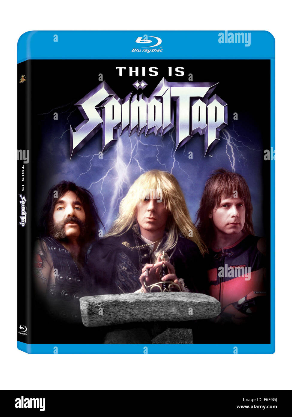 Datum der Freigabe: 2. März 1984 FILMTITEL: Dieses ist spinaler Hahn Regie: Rob Reiner STUDIO: Lumbalpunktion Prod.   PLOT: 1982 legendären britischen Heavy-Metal-Band Spinal Tap versuchen eine amerikanische Comeback-Tour, begleitet von einem Fan, der auch ein Filmemacher ist. Die daraus resultierende Dokumentarfilm, durchsetzt mit leistungsstarken Auftritten von Tap zentrale Musik und Tiefe Texte, freimütig folgt eine Rock-Gruppe in Richtung Krise ihren Höhepunkt in der berüchtigten Affäre 18-Zoll-hohe Stonehenge Bühne Prop Bild: MICHAEL MCKEAN als David St. Hubbins, CHRISTOPHER GUEST Nigel Tufnel sowie HARRY SHEAR Stockfoto