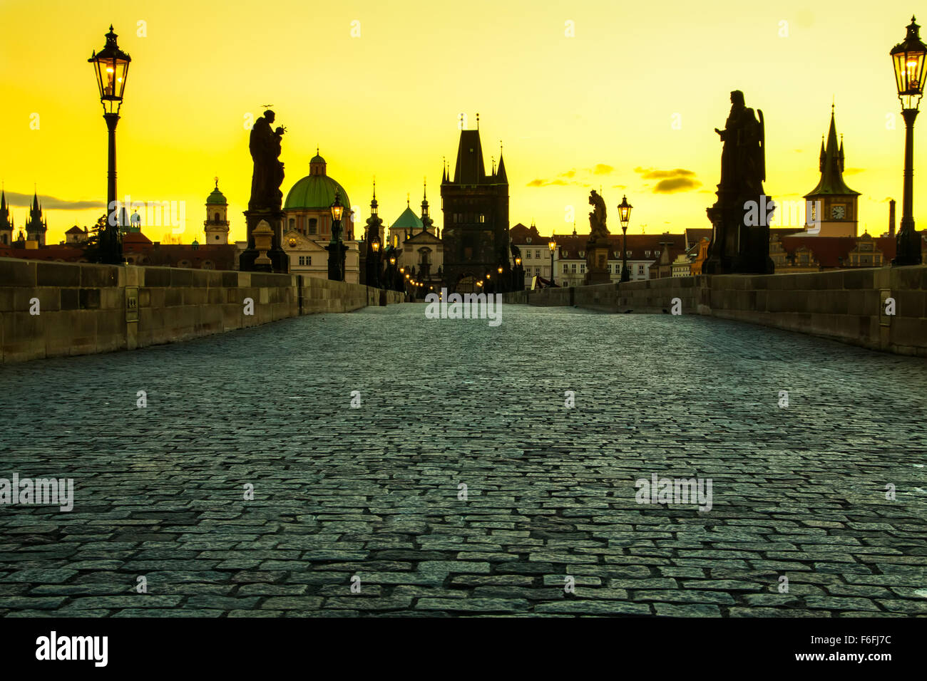 Karlsbrücke in Prag Stockfoto