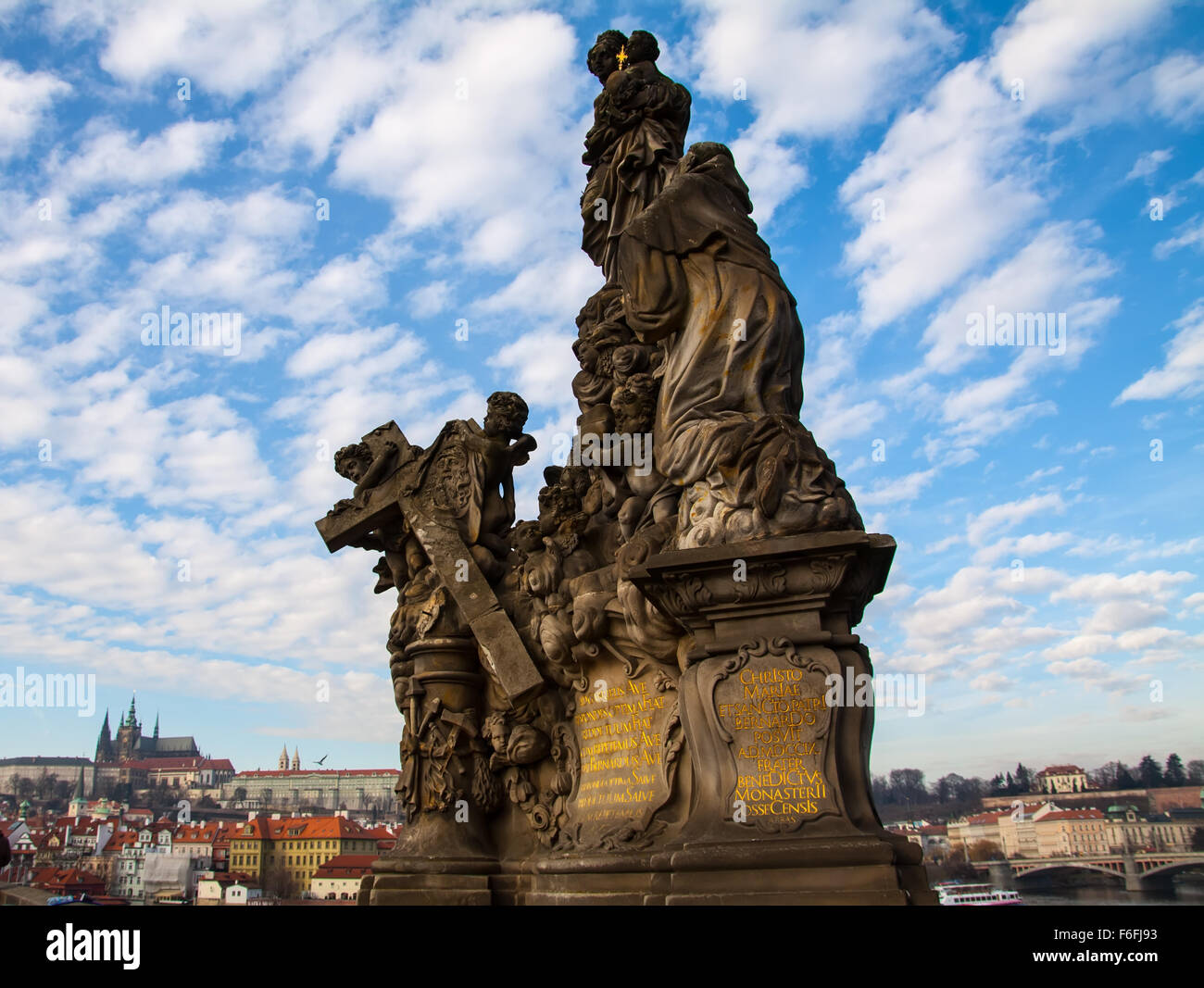 Statuen am Carl Brücke in Prag Stockfoto
