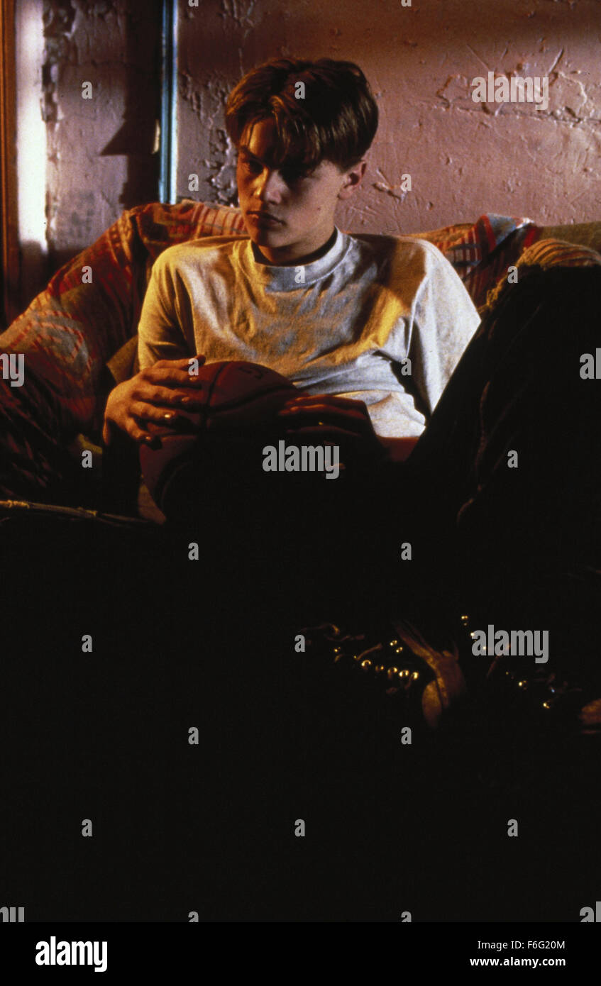 21. April 1995; New York, NY, USA; Schauspieler LEONARDO DICAPRIO Stars wie Jim Carroll in der Scott Kalvert gerichtet Biographie/Drama, "The Basketball Diaries." Stockfoto