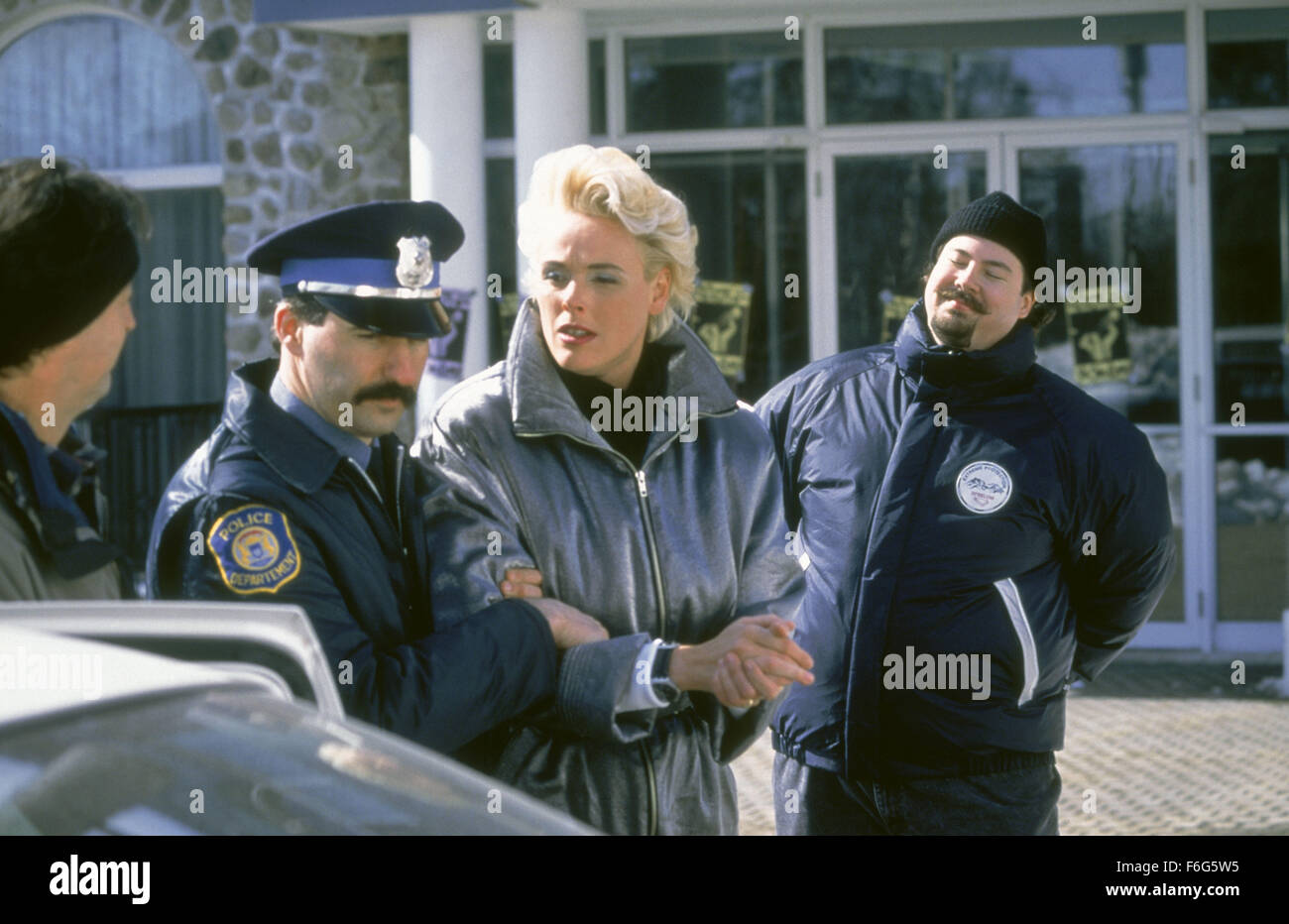 Datum der Freigabe: 16. Juli 1996. FILMTITEL: Snowboard Academy. STUDIO: Allegro Filme. PLOT: Eine verrückte frei für alle Komödie über die lärmenden Rivalität zwischen versnobt Skifahrer und Knöchel ziehen Snowboarder. Im Bild: BRIGITTE NIELSEN als Mimi. Stockfoto