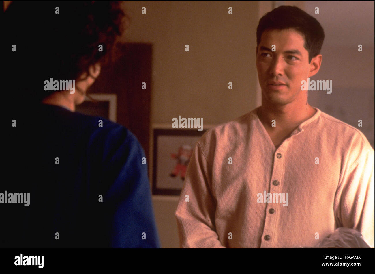 7. Mai 1998; Hollywood, Kalifornien, USA; RUSSELL WONG als Danyael Sterne in einem Thriller "The Prophecy 2" unter der Regie von Greg Spence. Stockfoto