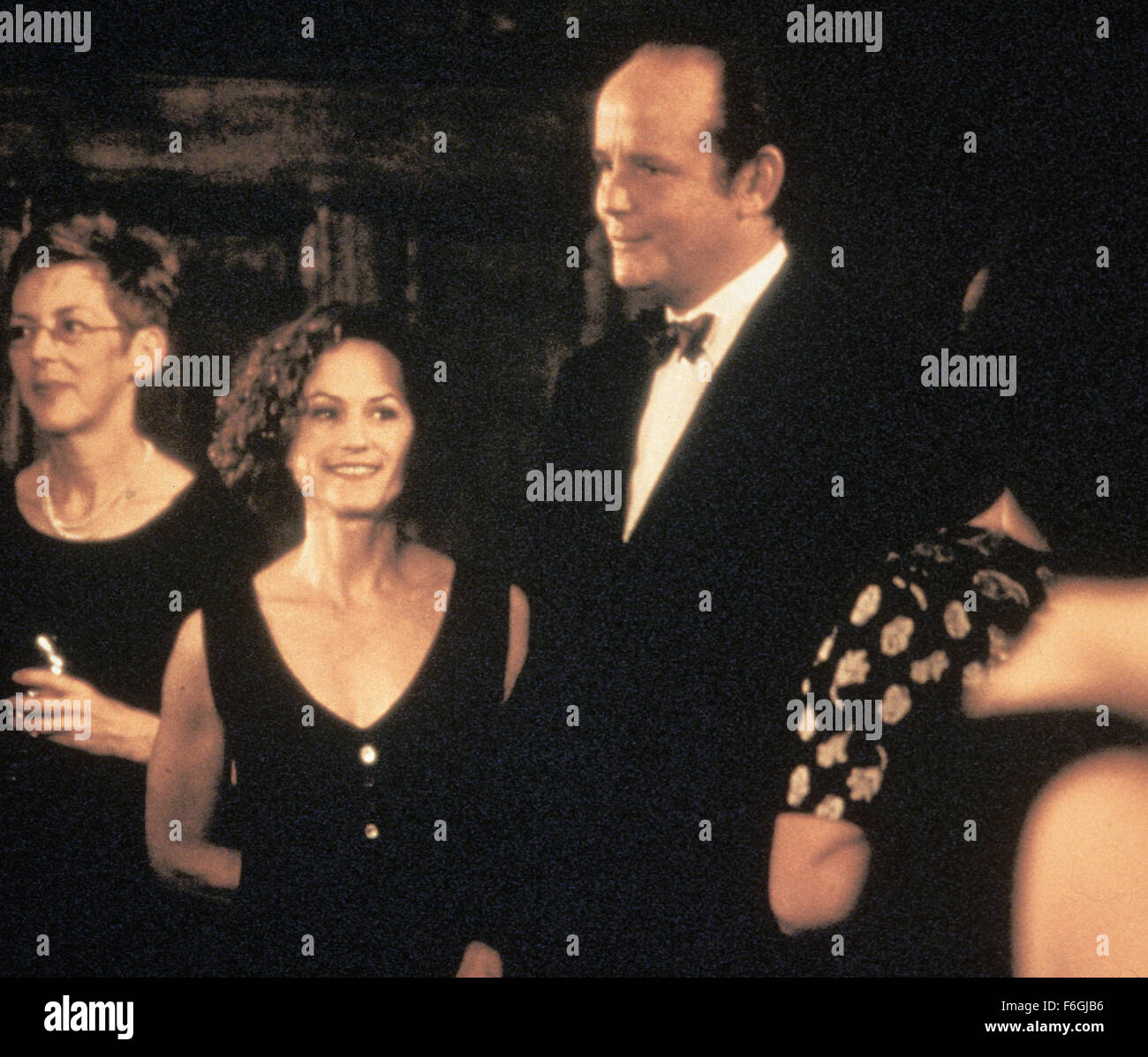 7. März 2000; Los Angeles, Kalifornien, USA; Schauspielerin HOLLY HUNTER Stars wie Emma Riley und MICHAEL MORIARTY als Richard Gordon in der Kiefer Sutherland Regie Drama, "Frau wollte." Stockfoto