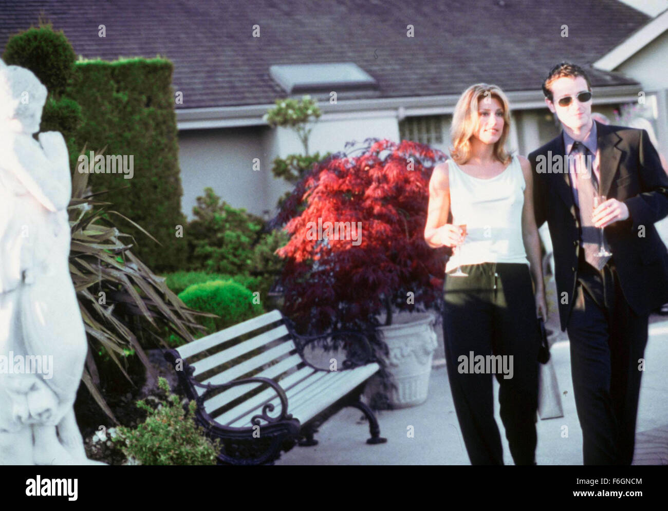 8. Januar 2001; Hollywood, Kalifornien, USA; NICK MORAN als Terry Martin und JENNIFER ESPOSITO als Susan Reese in der Thriller-Drama "The Proposal" unter der Regie von Richard Gale. Stockfoto