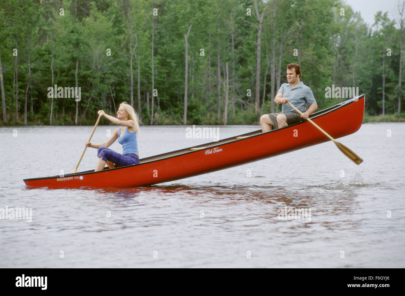 1. November 2001; Hollywood, Kalifornien, USA; GWYNETH PALTROW als Rosemary Shanahan und JACK BLACK als Hal Larson in der romantischen Komödie/Drama "Shallow Hal" unter der Regie von Bobby und Peter Farrelly. Stockfoto