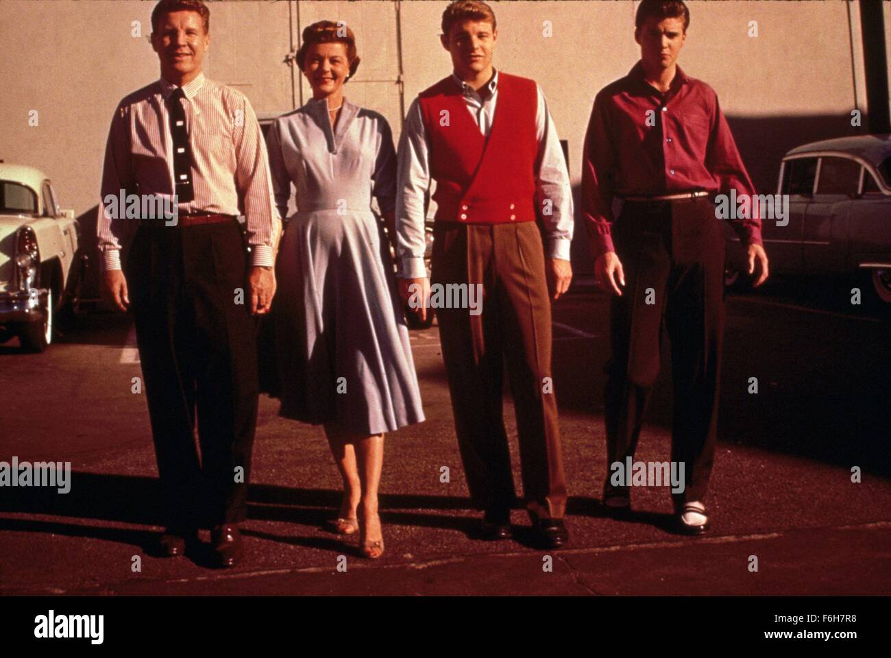 1965, Filmtitel: OZZIE & HARRIET, im Bild: DAVID NELSON, HARRIET NELSON, OZZIE NELSON. (Bild Kredit: SNAP) Stockfoto