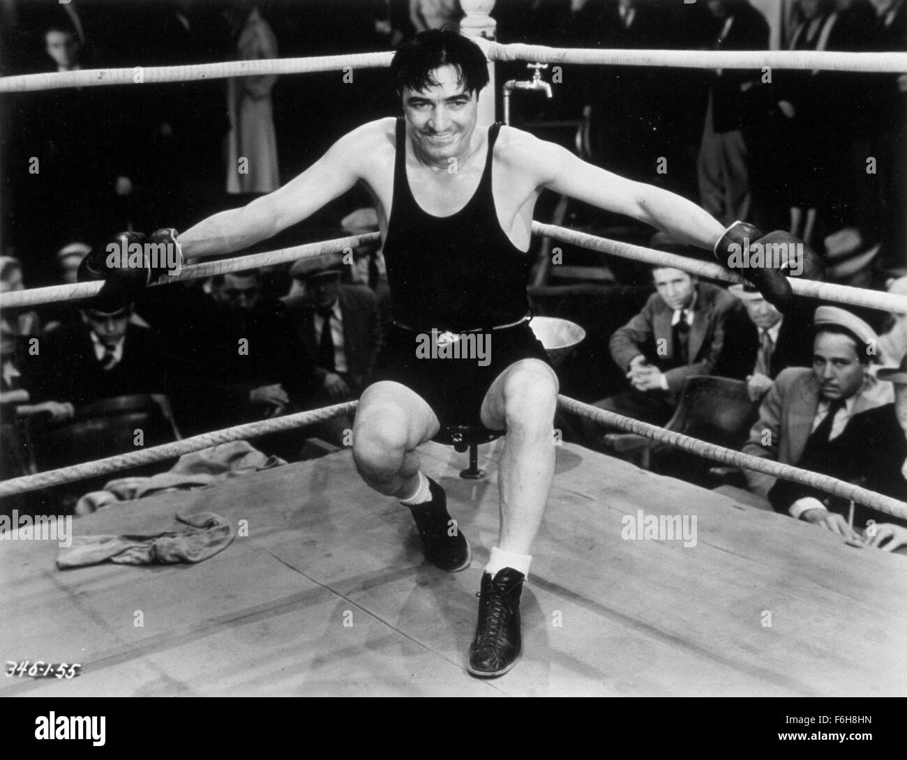 1932, Filmtitel: TOM IN der Stadt, Studio: UNIVERSAL, abgebildet: Boxen, BOXRING, BOXING TRUNKS, Kleidung, TOM MIX. (Bild Kredit: SNAP) Stockfoto