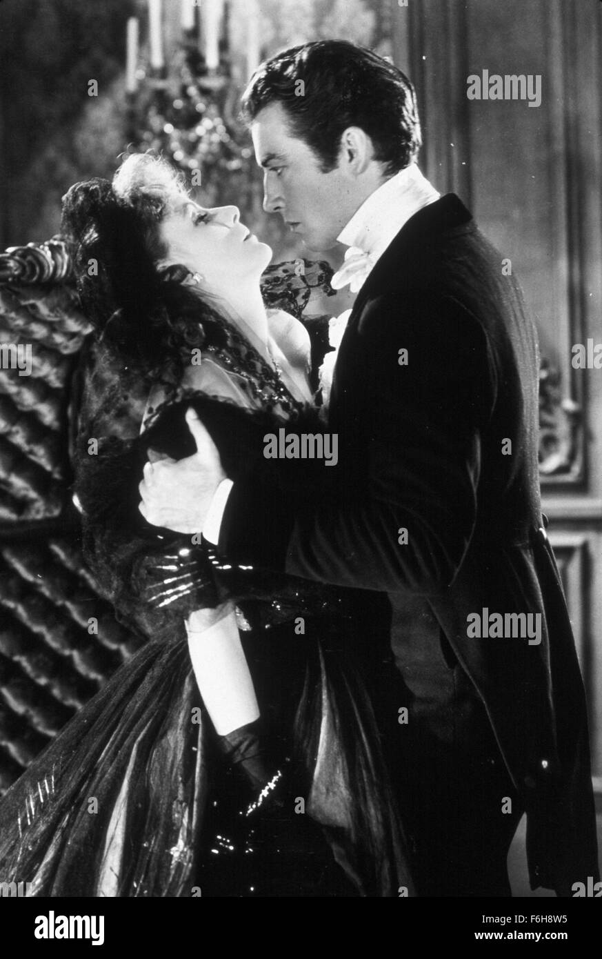 1936, Filmtitel: CAMILLE, Regie: GEORGE CUKOR, Studio: MGM, im Bild: GEORGE CUKOR, GRETA GARBO. (Bild Kredit: SNAP) Stockfoto