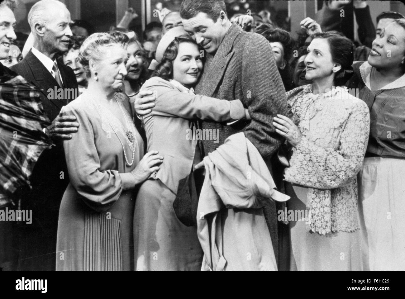 1946, Filmtitel: Es ist ein wundervolles Leben, Regie: FRANK CAPRA, Studio: RKO, im Bild: FRANK CAPRA, ENSEMBLE, DONNA REED. (Bild Kredit: SNAP) Stockfoto