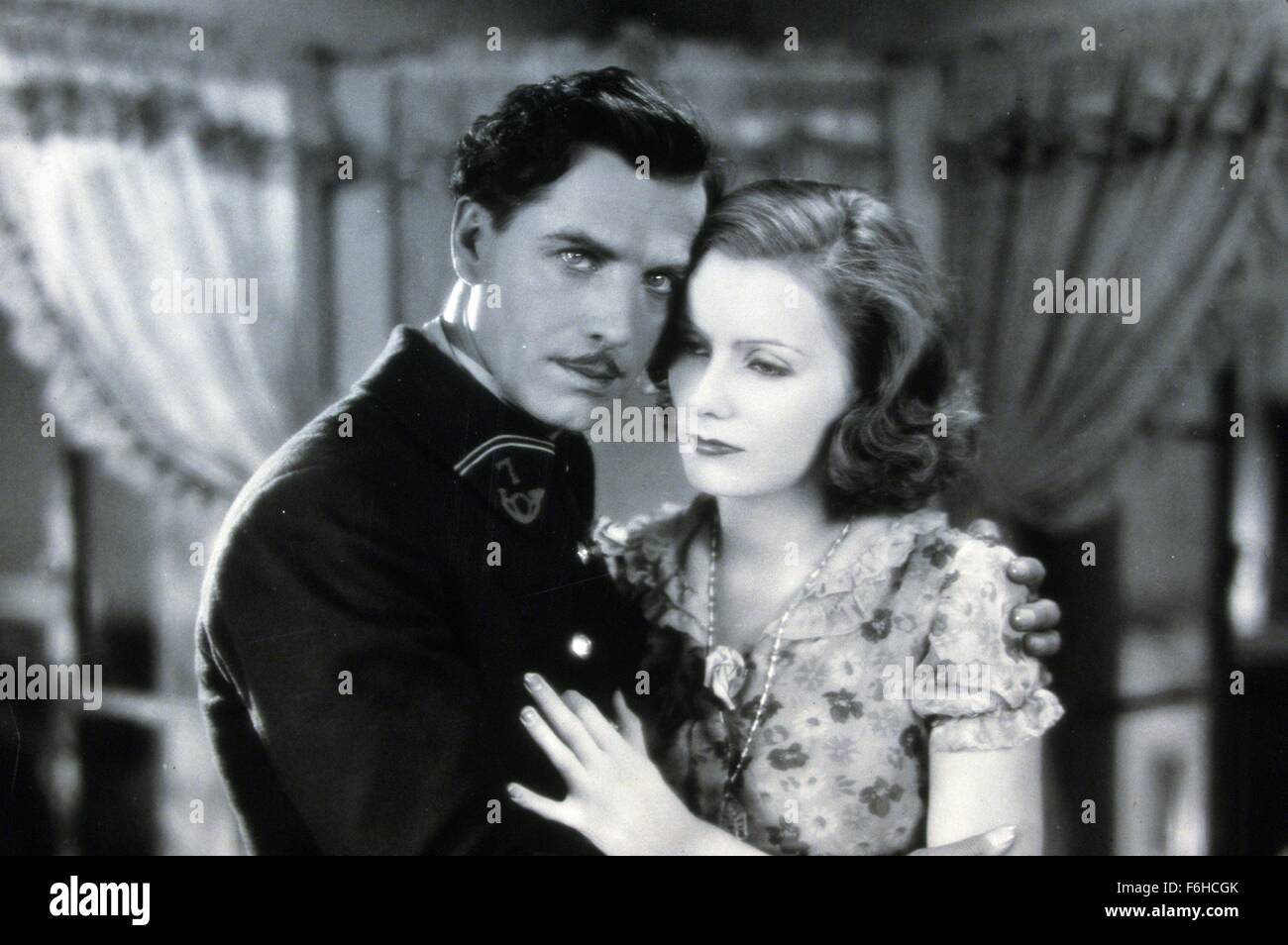 1928, Filmtitel: göttliche Frau, Regie: VICTOR SEASTROM, Studio: MGM, abgebildet: GRETA GARBO, LARS HANSON. (Bild Kredit: SNAP) Stockfoto