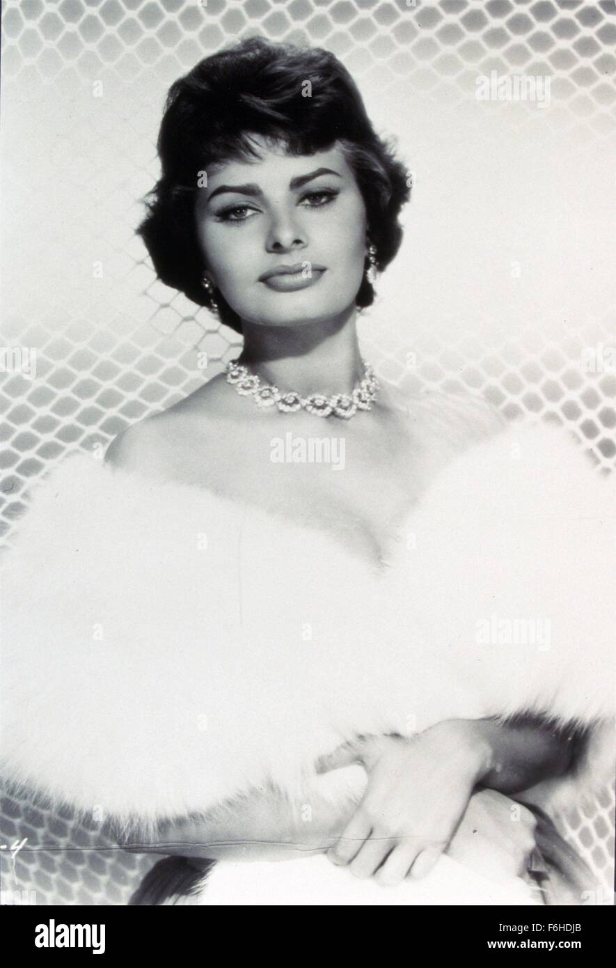 Title with sophia loren -Fotos und -Bildmaterial in hoher Auflösung – Alamy