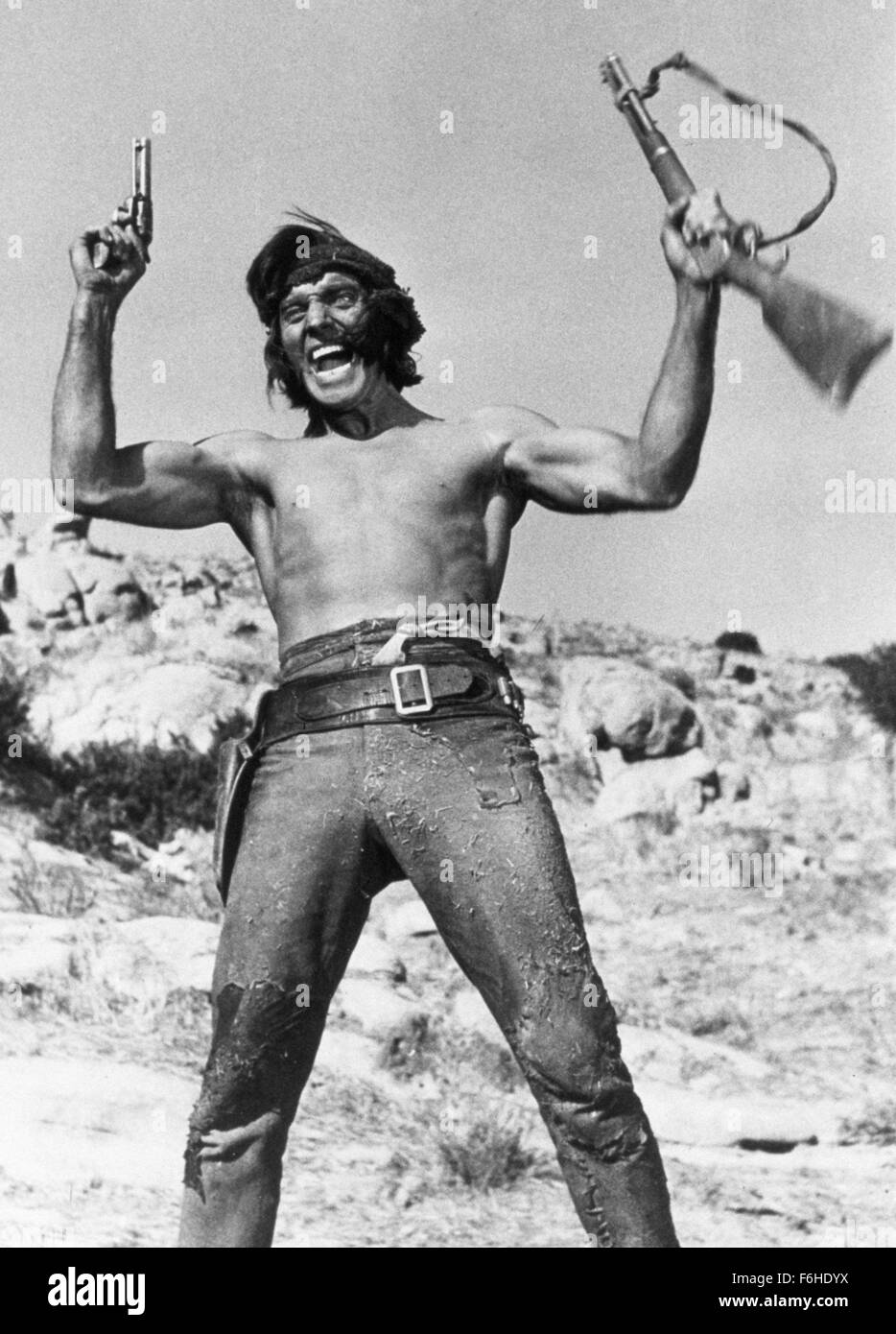 Apache 1954 burt lancaster -Fotos und -Bildmaterial in hoher Auflösung ...