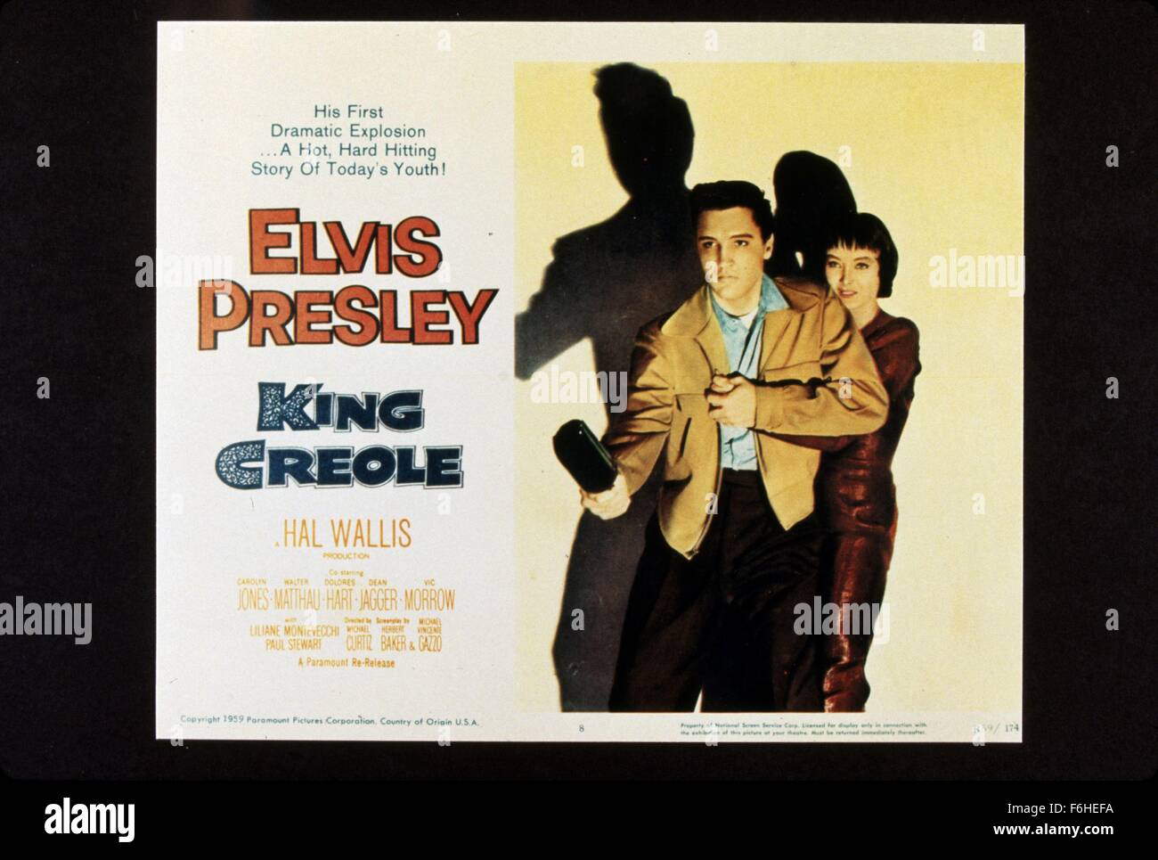 1958, Filmtitel: KING CREOLE, Regie: MICHAEL CURTIZ, Studio: PARAMOUNT, im Bild: MICHAEL CURTIZ, CAROLYN JONES, ELVIS PRESLEY. (Bild Kredit: SNAP) Stockfoto