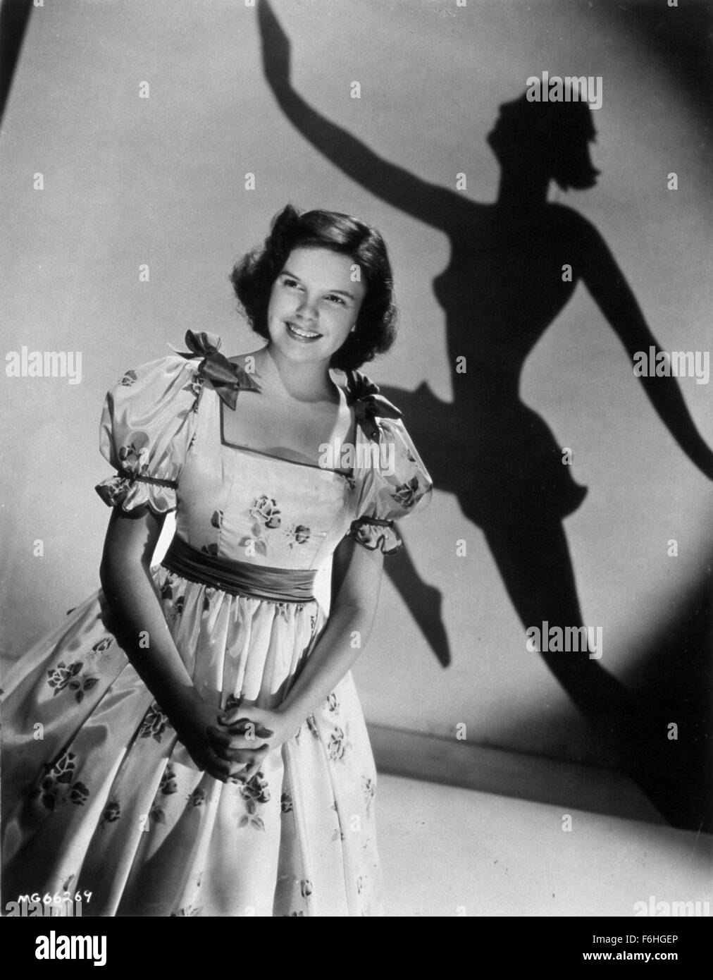 1938, Filmtitel: jeder singen, Regie: EDWIN L MARIN, Studio: MGM, abgebildet: JUDY GARLAND. (Bild Kredit: SNAP) Stockfoto