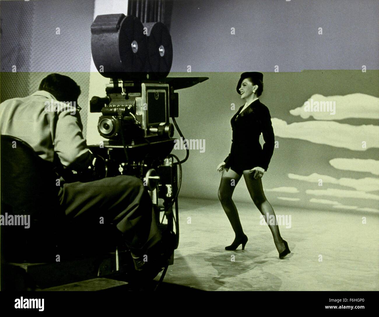 1950, Filmtitel: Sommertheater, Regie: CHARLES WALTERS, Studio: MGM, abgebildet: Zubehör, JUDY GARLAND, Filmkamera. (Bild Kredit: SNAP) Stockfoto