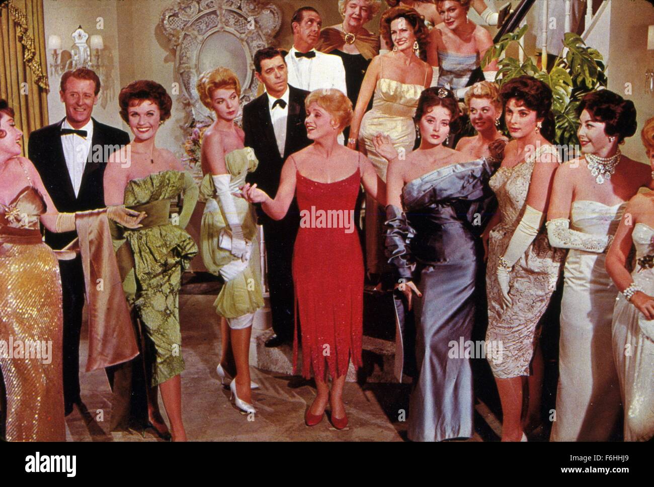 1960, Filmtitel: Glocken läuten, Regie: VINCENTE MINNELLI, Studio: MGM, abgebildet: Gruppe, JUDY HOLLIDAY. (Bild Kredit: SNAP) Stockfoto