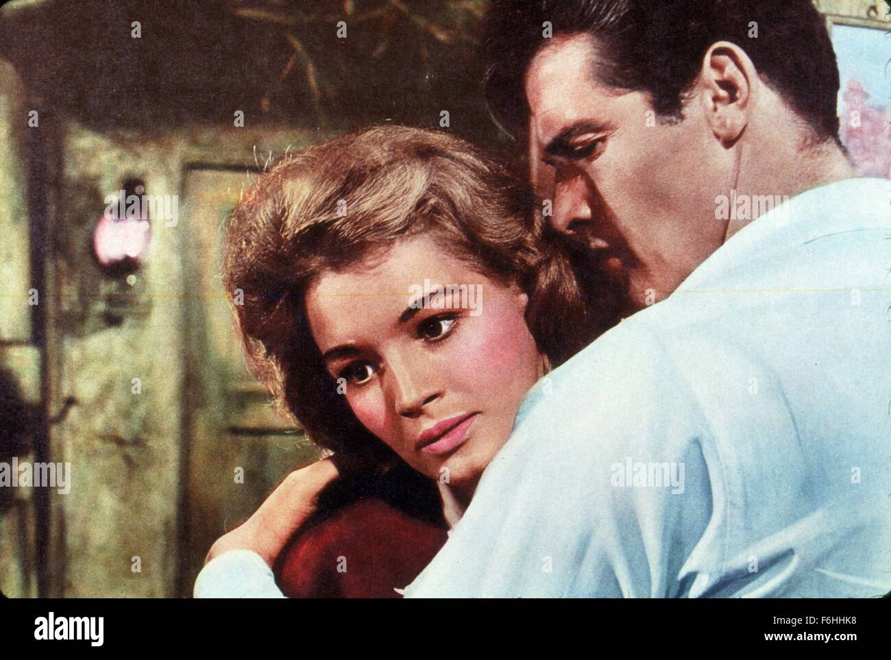 1961, Filmtitel: Sünden der RACHEL CADE, Regie: GORDON DOUGLAS, Studio: WARNER, abgebildet: ANGIE DICKINSON, GORDON DOUGLAS. (Bild Kredit: SNAP) Stockfoto