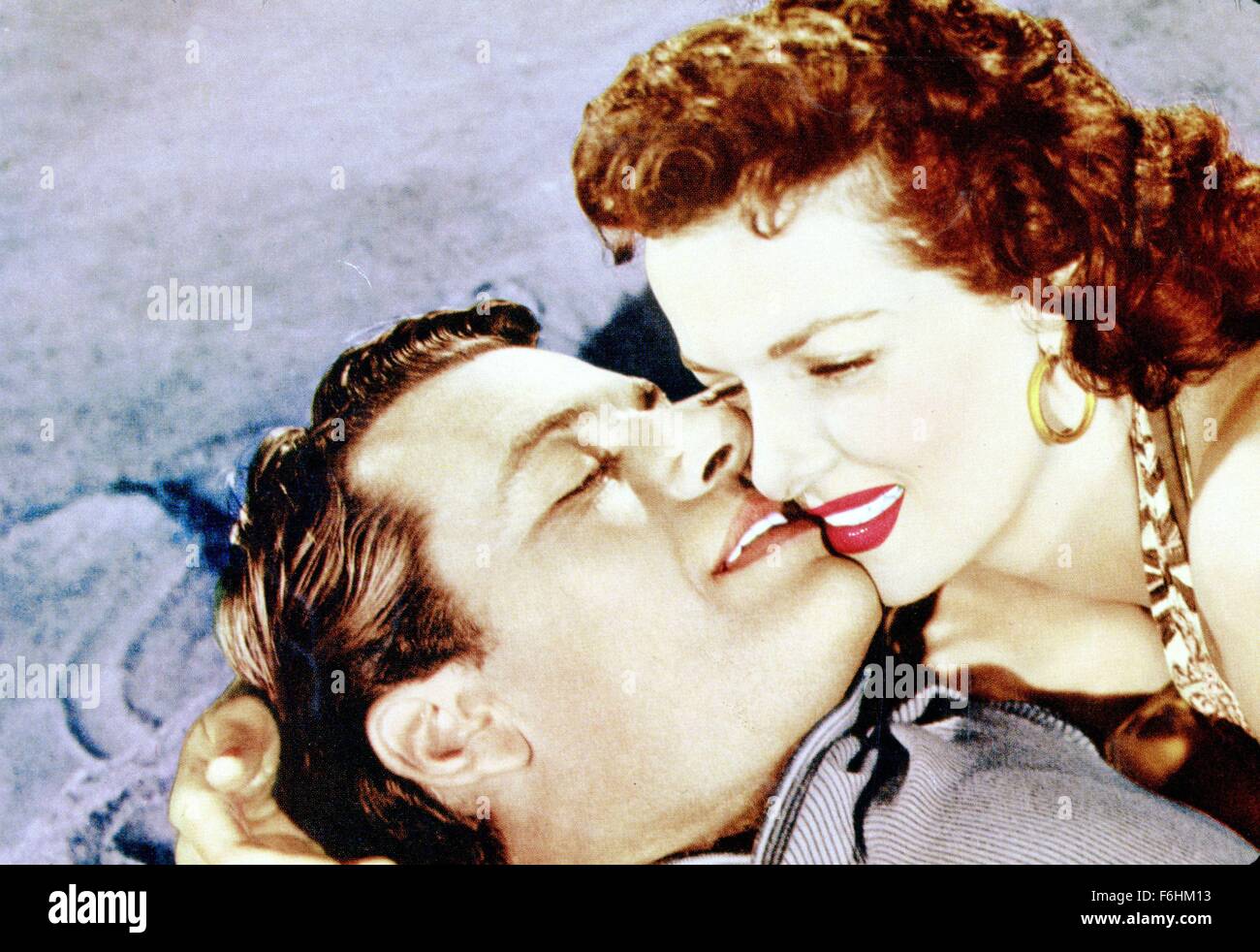 1955, Filmtitel: Unterwasser!, Regie: JOHN STURGES, Studio: RKO, im Bild: RICHARD EGAN, JANE RUSSELL. (Bild Kredit: SNAP) Stockfoto